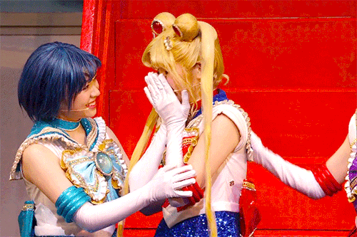 senshidaily:sera myu appreciation + mikako making sayuri cryUsagi’s that image of someone who shines