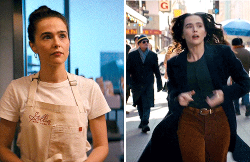 Zoey Deutch’s Outfits In Something From Tiffany’s (2022)
