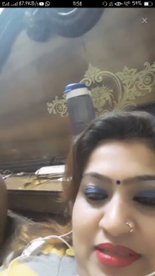 indiangigolojbc:  yashdiwakar:  I m doing video sex talk with my sister and her silly and horny expression  She so lovely …