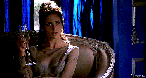 filmgifs:In English? I’ll fuck your brains out.Sarah Michelle Gellar as Kathryn Merteuil in Cruel In