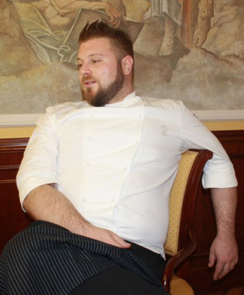 lfbears:  Matteo Torretta - Italian Master Chef  More videos about: here, here, here, here and here. 