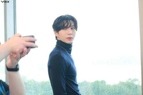 220312 Leo @ 2022 LEO Special Live [I’m Still Here - And you are] VCR Shooting | © Naver