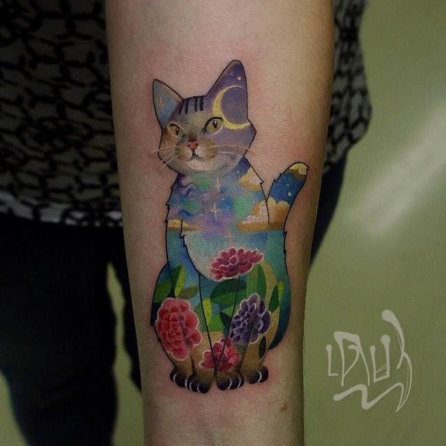 thatdoesntcomeoffyouknow:  whyisyourtattooupsidedown:  1337tattoos:lesha lauz I think