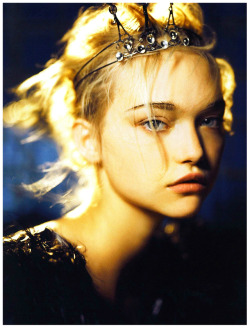 robertocustodioart:Gemma Ward by Patrick