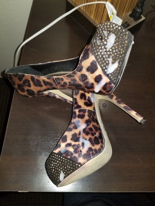 heelcollectorposts: #cumheels #cumonheels #heels #cumshot