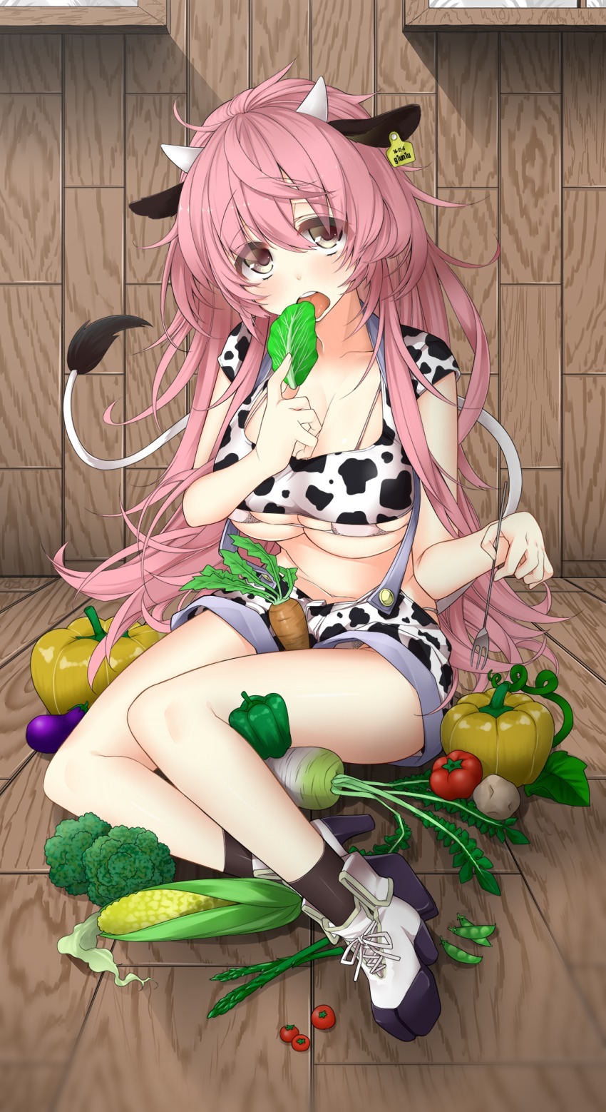 Sexy catgirls and stuff