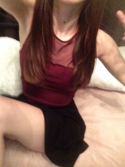 toga-dave:  cummbunny:  this was the only picture I took from the other night and I was drunk  Sexy slut  uhm excuse you?? I am not a slut