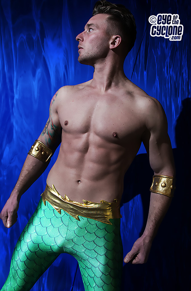 thesidekink:  Eyeofthecyclone just posted these new pics of Jack Mason as a hero
