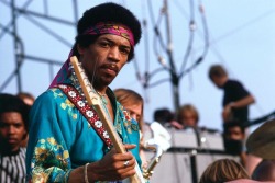 retro2mod:Hendrix,  Newport Festival ‘69