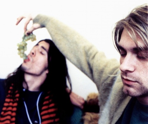 nirvana-hd: Kurt Cobain and Dave Grohl - December 7, 1991 - Rennes, FR   Photo by Philippe