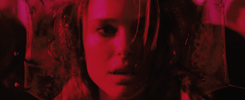 illusioncinematographique:Chelsea Girls (Andy Warhol / Paul Morrissey, 1966)Suspiria (Dario Argento,