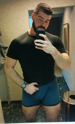 thelastgreatkings:  irontemple:  pelagic-existence:  irontemple:  Do I even lift though?  So, do you like, just randomly take off your clothes at work or something?  Yes  I’m okay with this