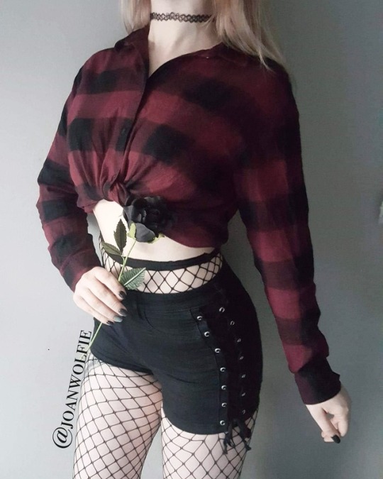 xsilverwolfie:  IG: @joanwolfie 
