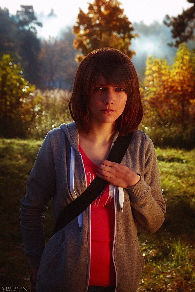 Life is Strange cosplayAnne as MaxTorie as Chloephoto by me