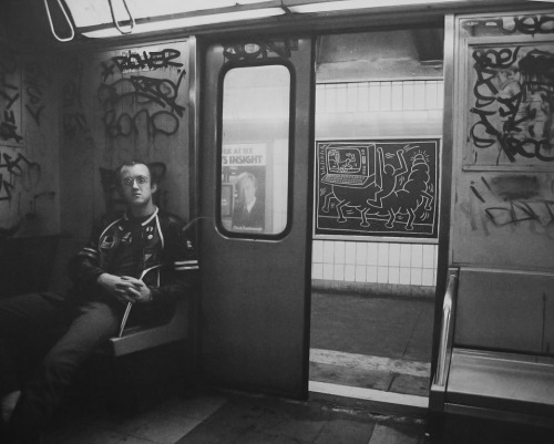scandinaviancollectors:  KEITH HARING, Subway graffiti, c.1980, New York, NY.   DIRTY OLD NEW YORK