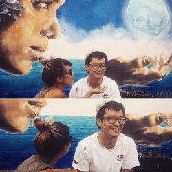 Life trying to imitate art 😜 Got a mean case of the giggles while trying to gaze at my moon dude @yoskayyamamoto 🌕 Reposting @kameahadar #powwowfamily #powwowsxsw #spratx