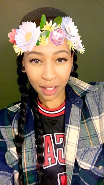 cautionpassiveaggression:  chiinky:  Me on snapchat basically  💕💕 all the beauties