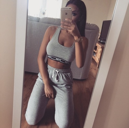 laylaluvv:  LAYLALUVV.tumblr.com
