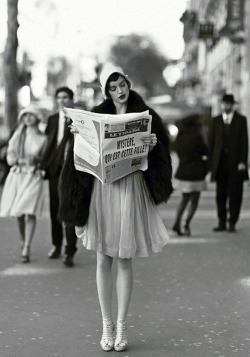 vintageeveryday:  Women’s street fashion