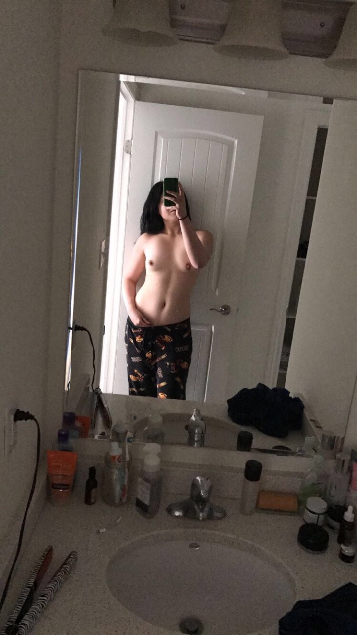 pineapplizza:  These are my ex boyfriends pyjamas   I wore them with my other ex