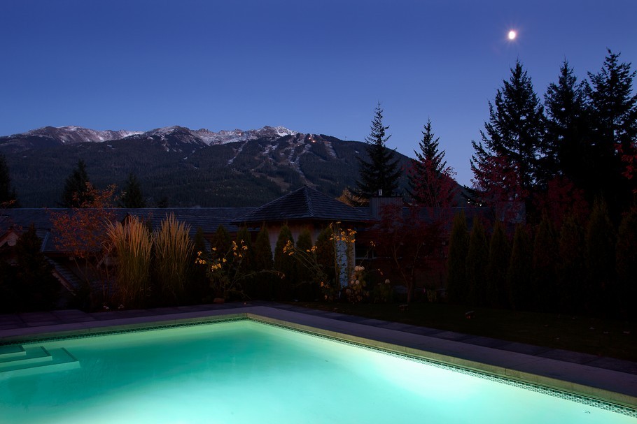 thisiswhatidoinmyworkhours:  Luxury Property In Whistler  