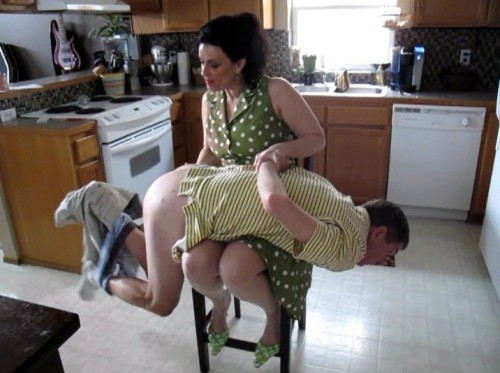 spankingvariouspositions: Impromptu kitchen stool spankings