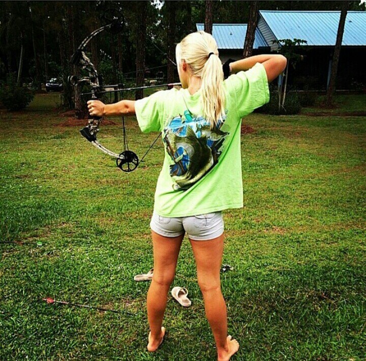 Girls With Guns 18+