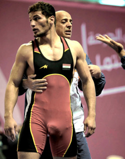 wrestlersandsinglets:  Follow me for Hot