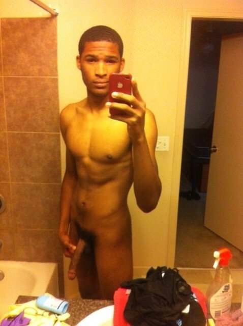 babiboi07:  http://babiboi07.tumblr.com