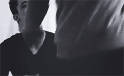 harrystylesdildo:  AU: Barack and Michelle watch the Ziam sextape