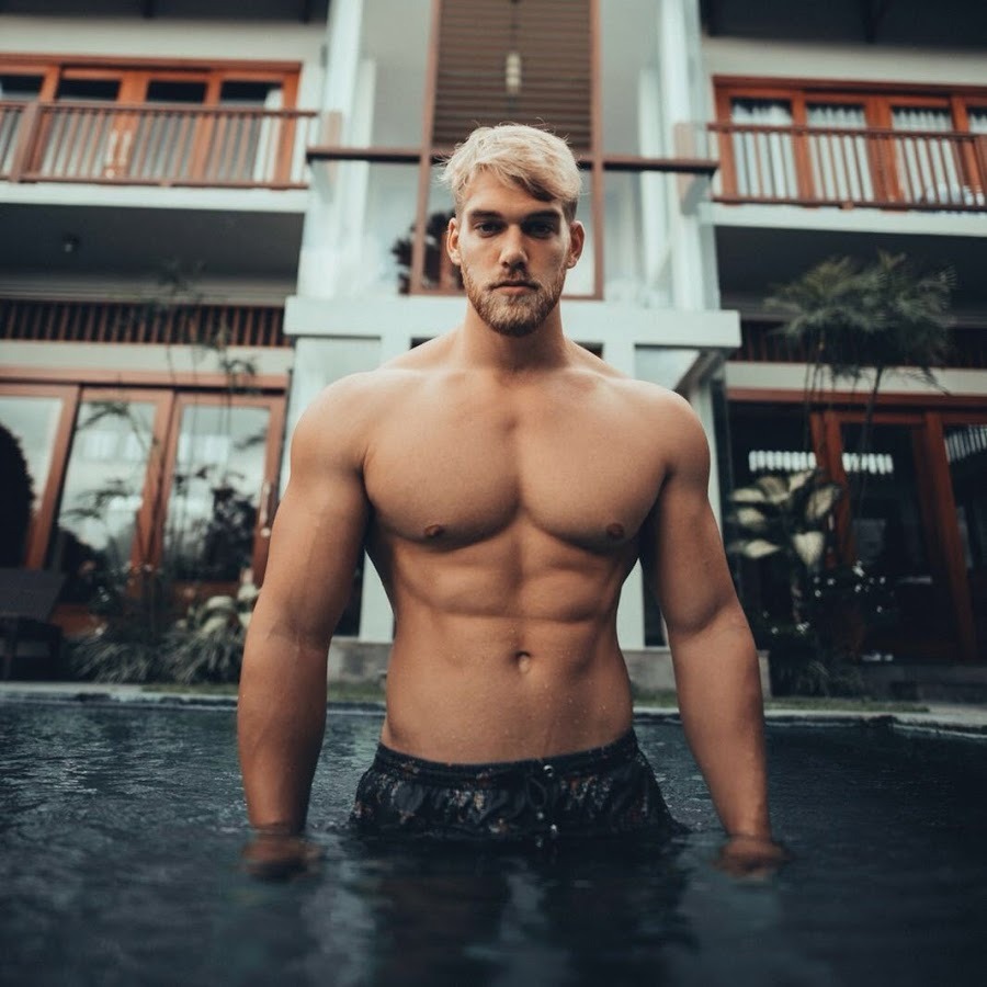 yortamn:Mischa Valentino Janiec (5)