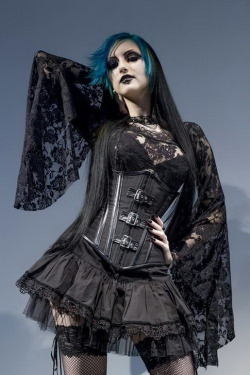 victorian-goth:  Victorian goth http://victorian-goth.tumblr.com/