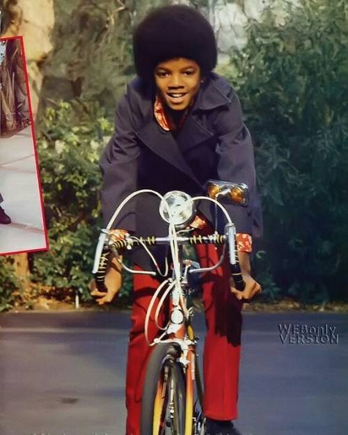 javi-ballestero:#michaeljackson #famous #singer #bikeboy #famosos #bicicleteros #dancer www.