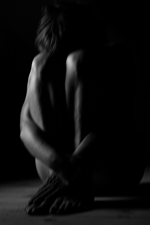 banishedfromcamelot:  Photo by Teresa Rybacka 