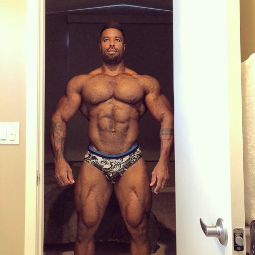 furiousfartartisan:  musclejake69:  Jeremy