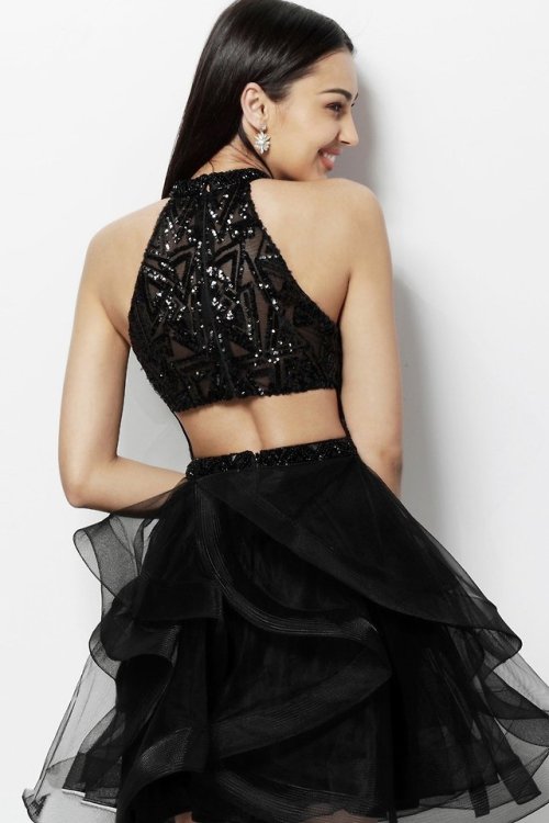 rissyroos:Fall ready with JVN by Jovani JVN65941! Such a pretty dress
