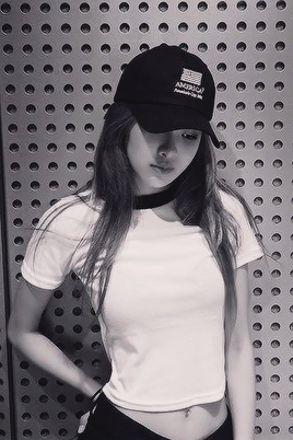 femaleidols:   blackpinkofficial: sleep tight everyone