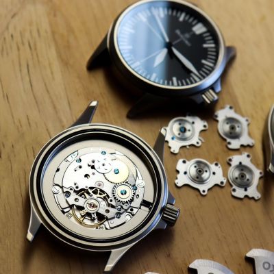 Instagram Repost


damasko_uhrenmanufaktur_

Eines unserer meistverkauften Modelle #workingondk3Xwatches 🧐

One of our best sold models #workingondk3Xwatches 🧐 [ #damasko #monsoonalgear #toolwatch #watch #divewatch ]