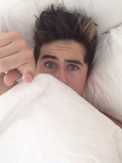 simplyshawnn:  can I come join u in bed 