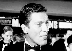 dinomartins-blog: Dick Van Dyke at premiere of Mary Poppins