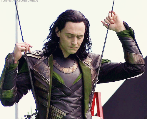 pastelfreak105:Here’s a Loki gif