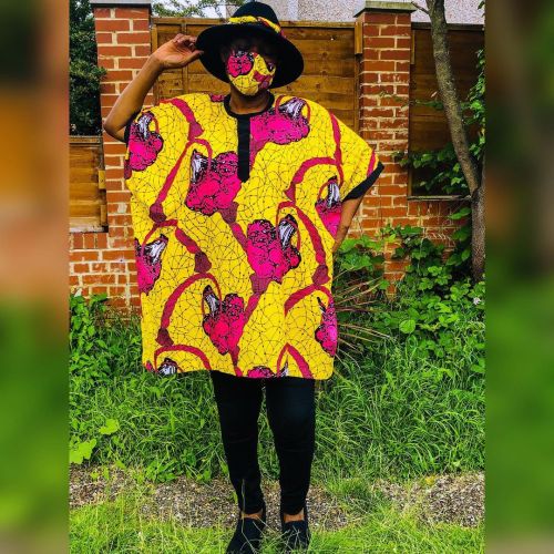 It’s Day 4 of 7 Ankara Appreciation week. The BIG and BOLD theme Ankara Butterfly kaftan top w