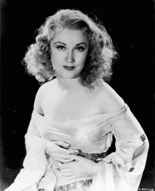 The Daily Dose of Fay Wray…..