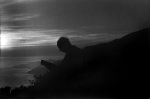lescargotfaitdutrapeze: Henry Miller par Henri Cartier-Bresson
