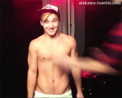 alekzmx:  I knew he looked familiar! the gogo boy from youtube show “Hey Qween!&ldquo;