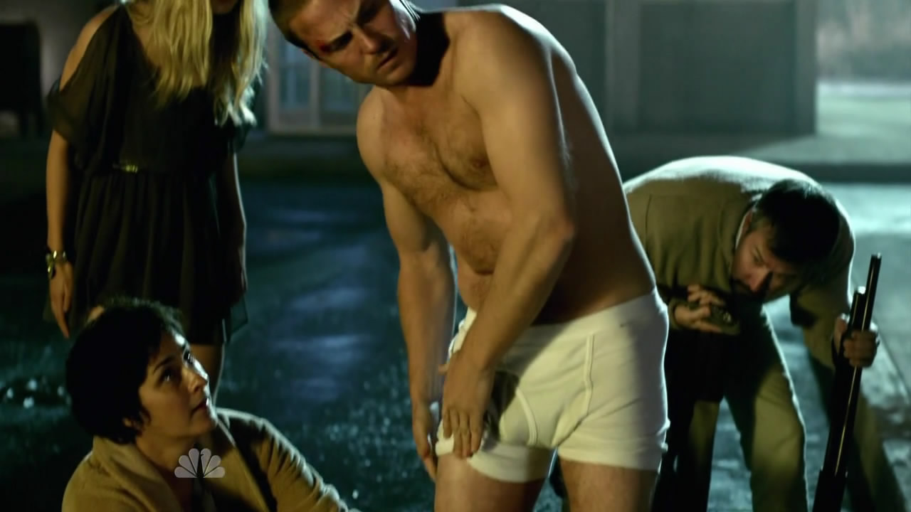bestnudemalecelebs:  Jason Wiles and his bulging penis  Full post at http://malecelebsblog.com/malecelebarchives
