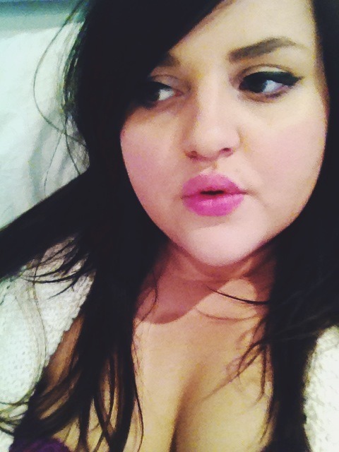 romaromani:It’s so nice to wake up and see so many new followers. You made my day.I’ve been feeling 