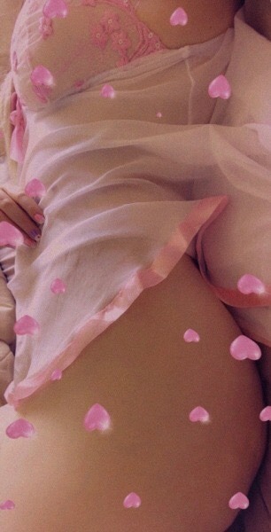 alexis9333:  Teach me how to be a big girl, Daddy. 