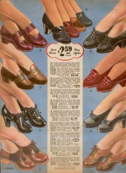 yotlizz:  Vintage shoes. 