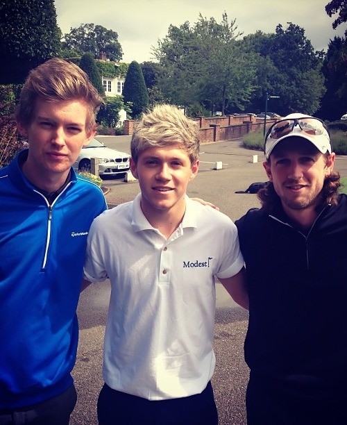 eroticaremix1:  @matty_selley: Great day out with @888lew .. Good to bump into @niallofficial .. You
